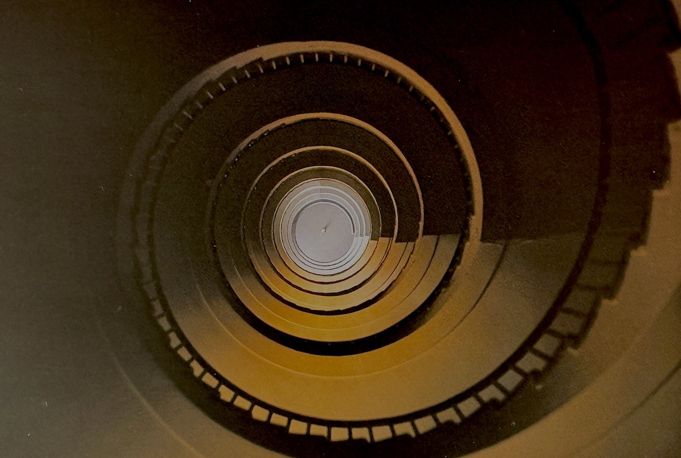 Jendo Štoviček, Devet krogov, 2010, fotografija